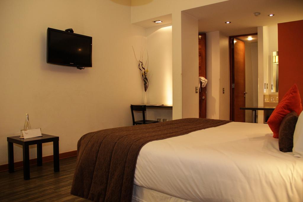Hotel Boutique Su Merced Сантьяго Экстерьер фото