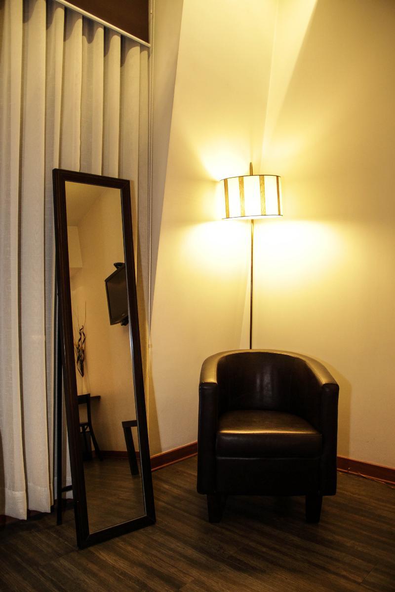 Hotel Boutique Su Merced Сантьяго Экстерьер фото